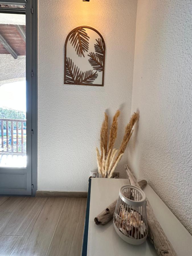 Appartement Duplex 4Pers Climatise - Locations Vld Camargue Saintes-Maries-de-La-Mer Exterior foto