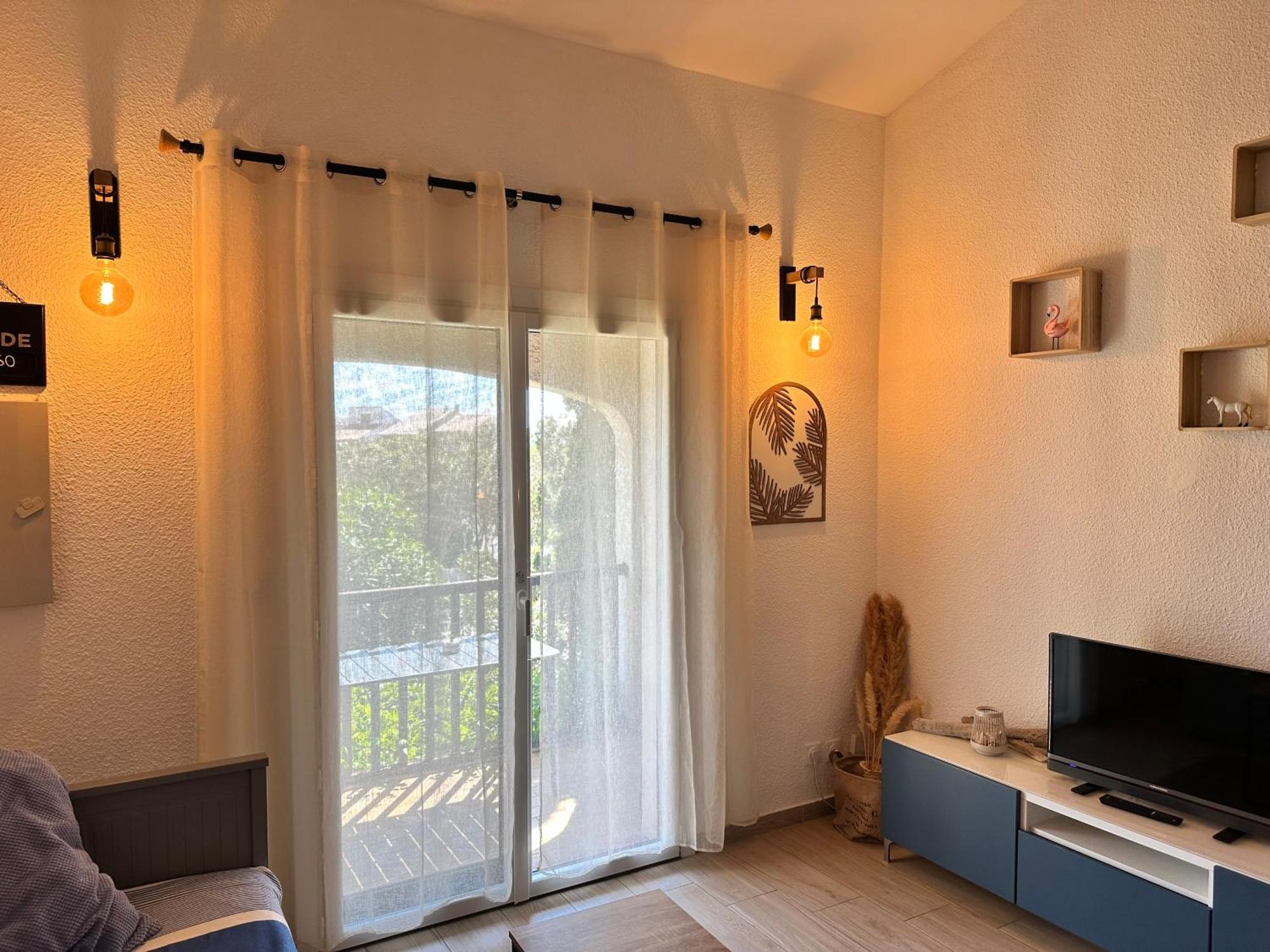 Appartement Duplex 4Pers Climatise - Locations Vld Camargue Saintes-Maries-de-La-Mer Exterior foto